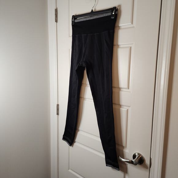 Athleta Leggings Womens Large High Waisted Gray Trim at Waist & Leg Openings - Picture 5 of 9